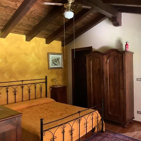 伊尔西莱河畔卡萨莱il号别墅 卡萨莱南西莱