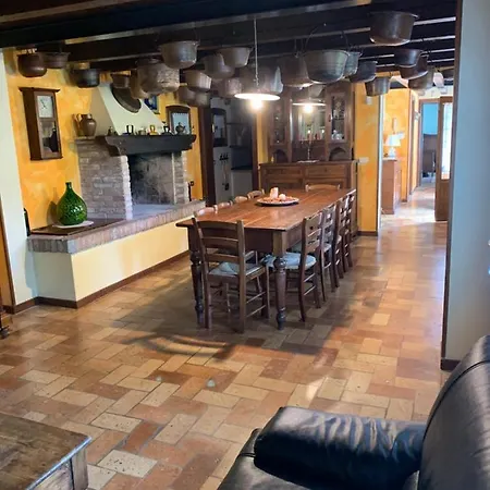 伊尔西莱河畔卡萨莱il号别墅 * 卡萨莱南西莱